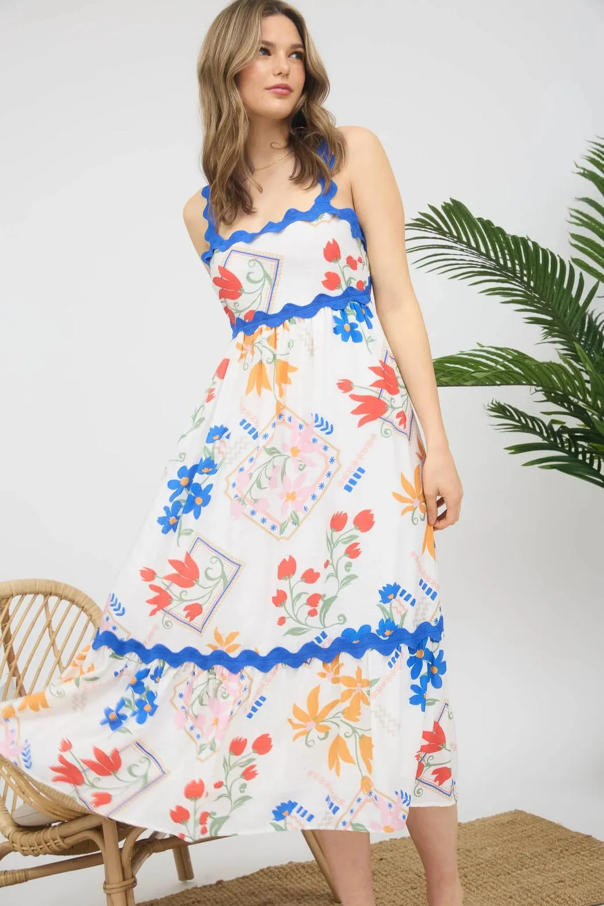 FLORAL PATTERN WAVY DETAIL MIDI DRESS