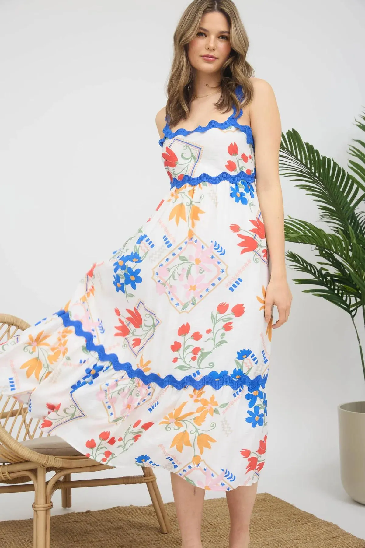 FLORAL PATTERN WAVY DETAIL MIDI DRESS