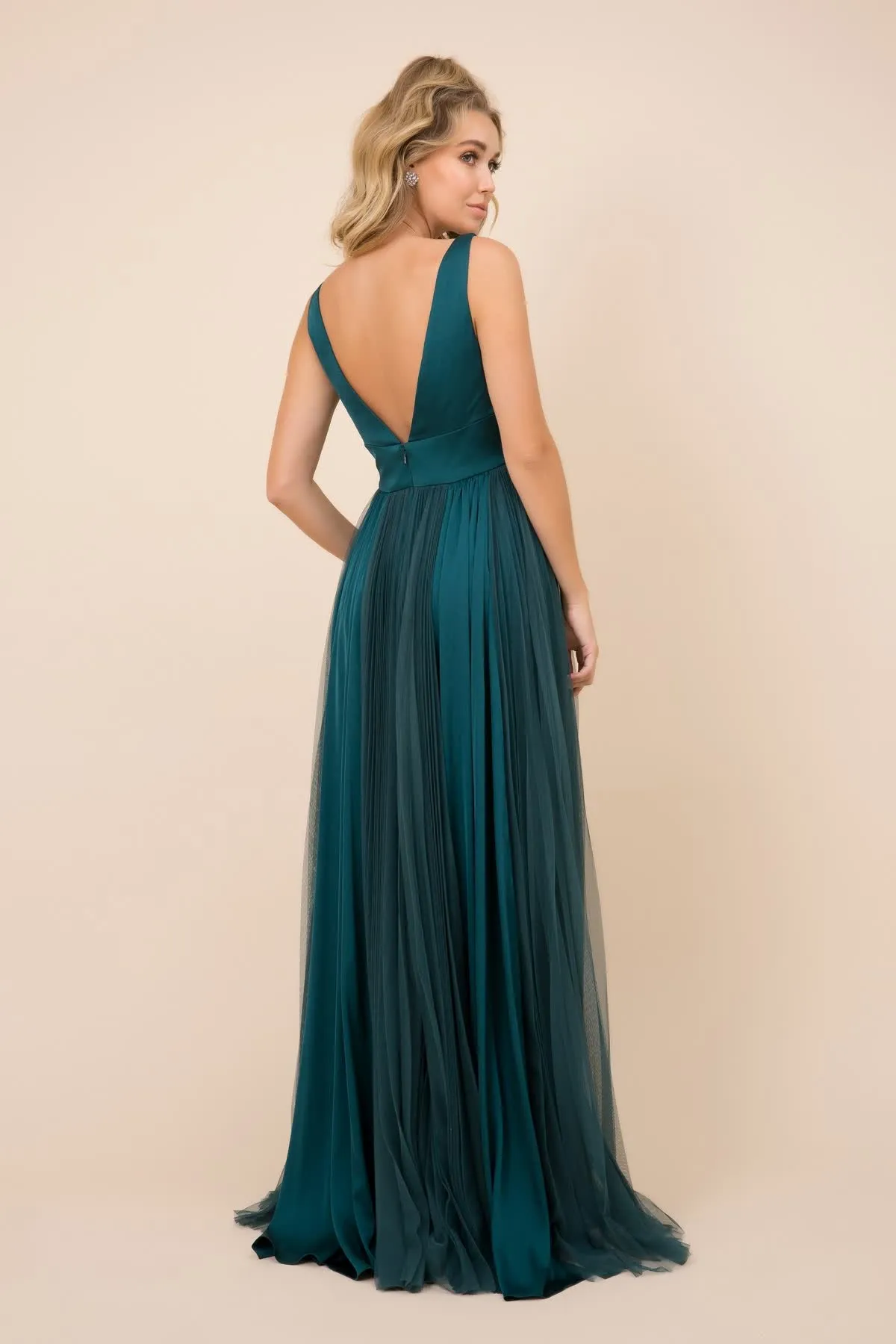 V-neck long tulle dress for evening & bridesmaids